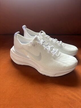 Nike Women’s Invincible 3 Running Shoes Triple White